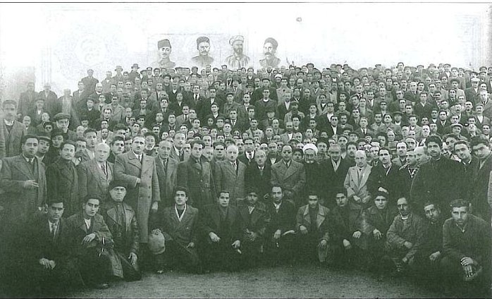 http://pensouthazerbaijan.info/images/stories/firqe1.jpg